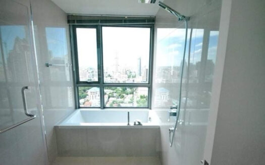คอนโดให้เช่า H Sukhumvit 43 (เอช สุขุมวิท 43) ใกล้ BTS พร้อมพงษ์