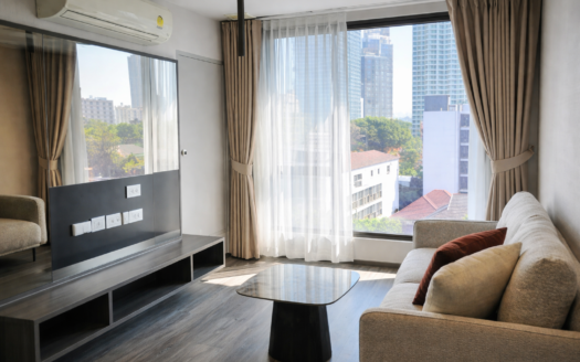 คอนโดให้เช่า IDEO Mobi Sukhumvit 40 (ไอดีโอ โมบิ สุขุมวิท 40) ใกล้ BTS เอกมัย