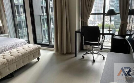คอนโดให้เช่า Noble Ploenchit (โนเบิล เพลินจิต) เพลินจิต ห้องใหญ่ เหมาะ Work from Home ใกล้ Central Embassy
