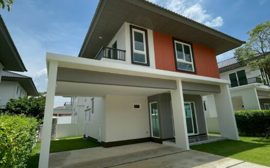 บ้านให้เช่า Kanasiri Bangna (คณาสิริ บางนา) พื้นที่ใช้สอยครบทำเลดี ใกล้ Mega บางนา