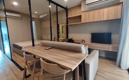 ให้เช่า Blossom Condo @ Sathorn – Charoenrat | ฟีลบ้านใจกลางเมือง | ใกล้ BTS สุรศักดิ์ | ส่วนกลางร่มรื่น ห้องเฟอร์ครบ พร้อมอยู่