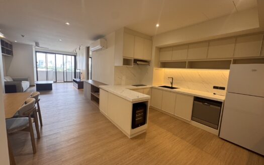 ✨ Rare Size! ห้องใหญ่ 96 ตร.ม. Lake Avenue ใกล้ BTS อโศก และ MRT สุขุมวิท ในงบเพียง 55k