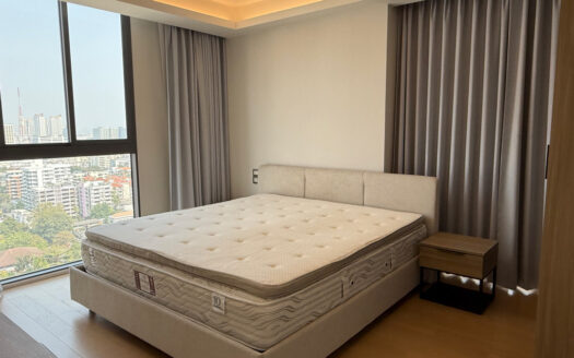 หรูหรา เรียบง่าย ใจกลางสุขุมวิท 31 Circle Sukhumvit 31 | เพดานสูง โปร่งสบาย | ใกล้ BTS พร้อมพงษ์ | พร้อมเข้าอยู่