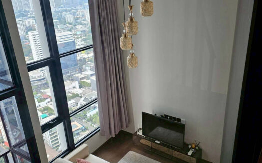 Luxury Living PARK ORIGIN THONGLOR ห้อง Duplex 2 ชั้น ดีไซน์หรู ชั้น 35 พร้อมวิวเมืองสุดอลัง