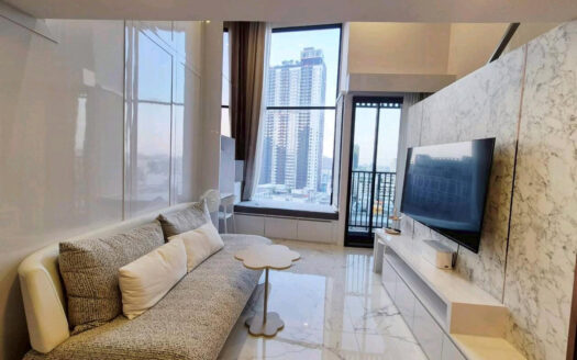 Modern Duplex ใจกลางรัชดา! SOHO Bangkok Ratchada 1 ห้องนอน เพดานสูง ในงบเพียง 30,000
