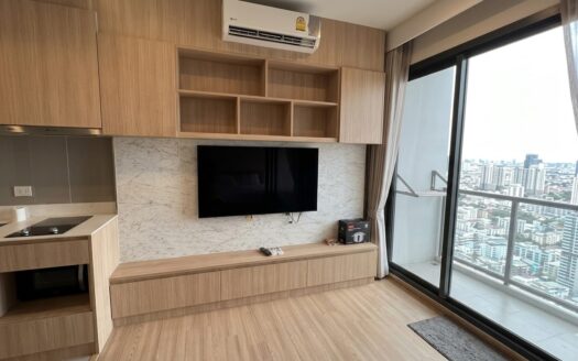 ห้องหายาก! คอนโดเลี้ยงสัตว์ได้ M Jatujak 1 Bed Plus ชั้น 34 วิวสวย ในงบ 23K
